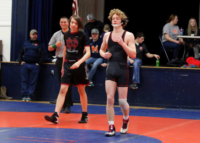 Adam-Solomon.Reedsport-wrestling.Michele-Bunch